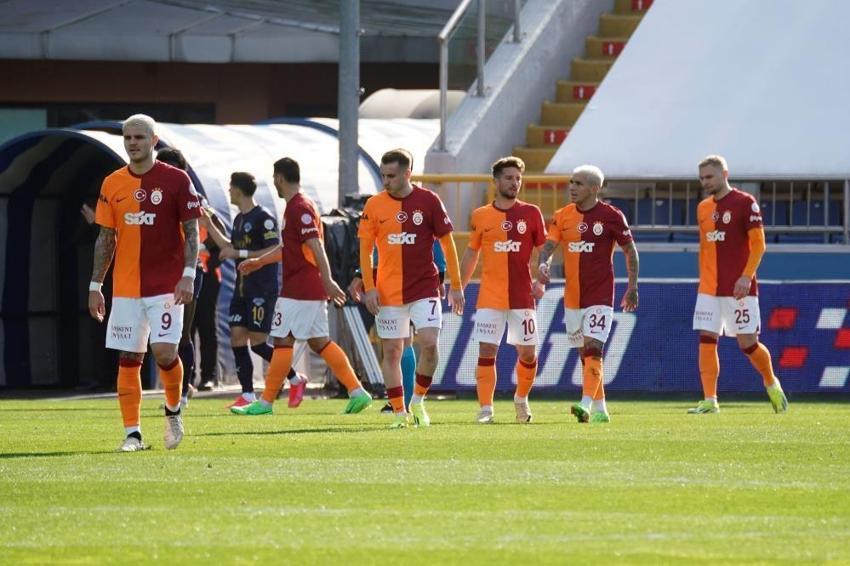 Yeni transferi geldiği gibi gönderiyor! Zaha, Tete, Mertens derken 10 yıldız isim birden gidiyor