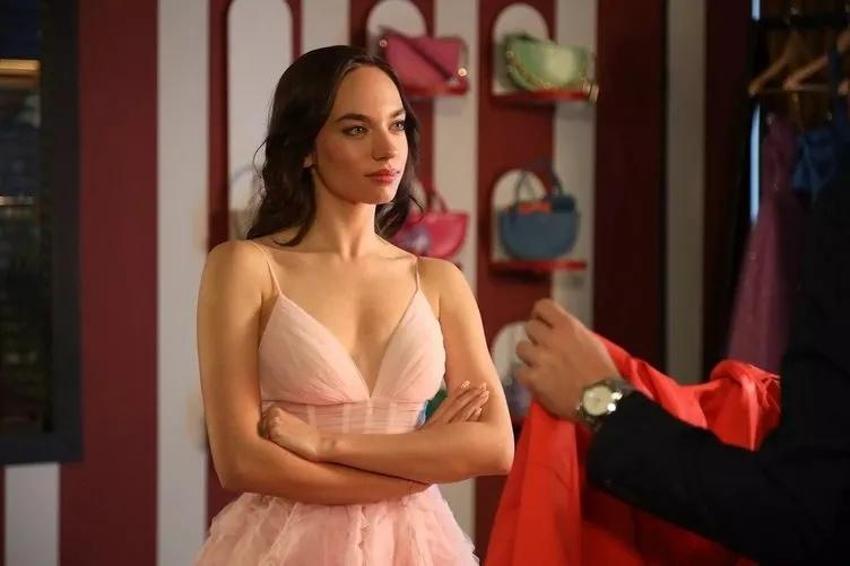 Kanal D'nin yeni dizisi Yalan konusu nedir? Yalan dizisi oyuncuları kimler?
