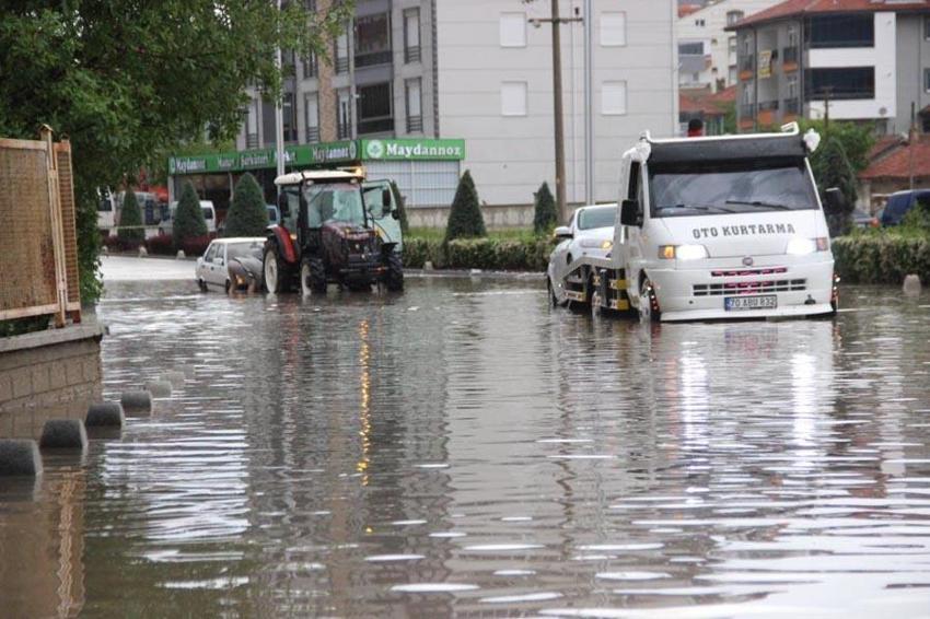 Meteoroloji son hava tahmin raporunu açıkladı! 34 şehir için kuvvetli yağış uyarısı geldi