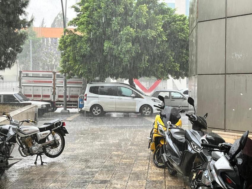 Kuvvetli yağış ve fırtına tüm yurdu etkisi altına aldı: Meteoroloji'den 20 ile sarı kodlu uyarı
