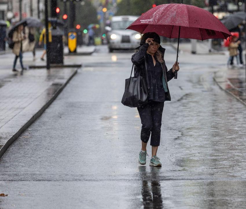 Ve kar geri döndü! Meteoroloji'den yeni uyarı geldi, 18 kent için alarm verildi: Kar, fırtına ve kuvvetli yağış son kez vuracak