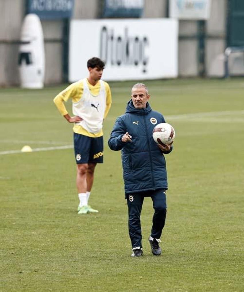 Fenerbahçe'ye çifte müjde! İsmail ve Oosterwolde’den iyi haberler geldi