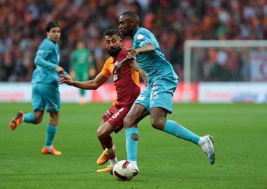 Galatasaray-Sivasspor maçında gol yağmuru: 6-1