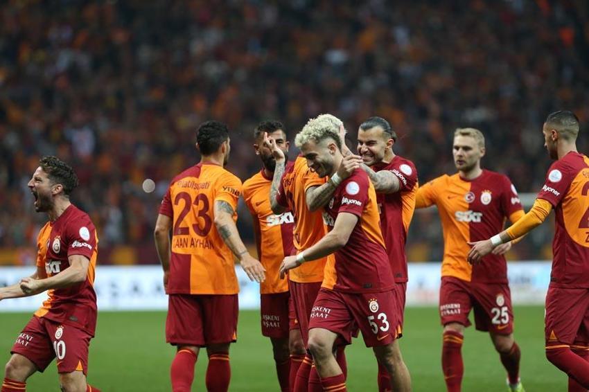 Galatasaray-Sivasspor maçında gol yağmuru: 6-1