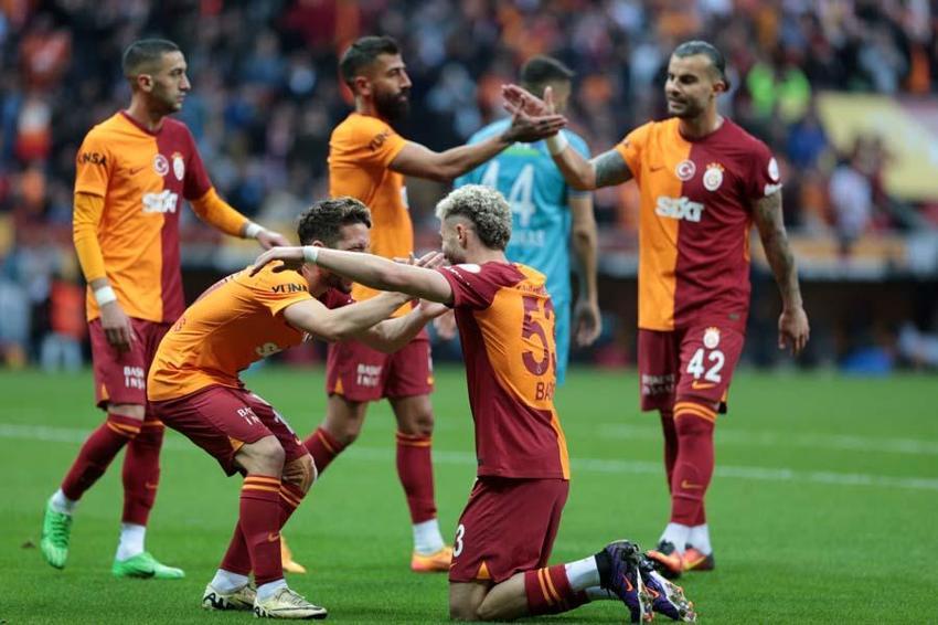 Galatasaray'da Okan Buruk'tan Bülent Uygun cevabı! 'Çok büyük kavga var'