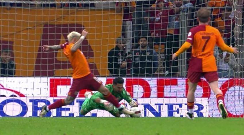 Galatasaray - Sivasspor maçına penaltı beklenen an, iptal edilen gol damga vurdu! Çarpıcı değerlendirme