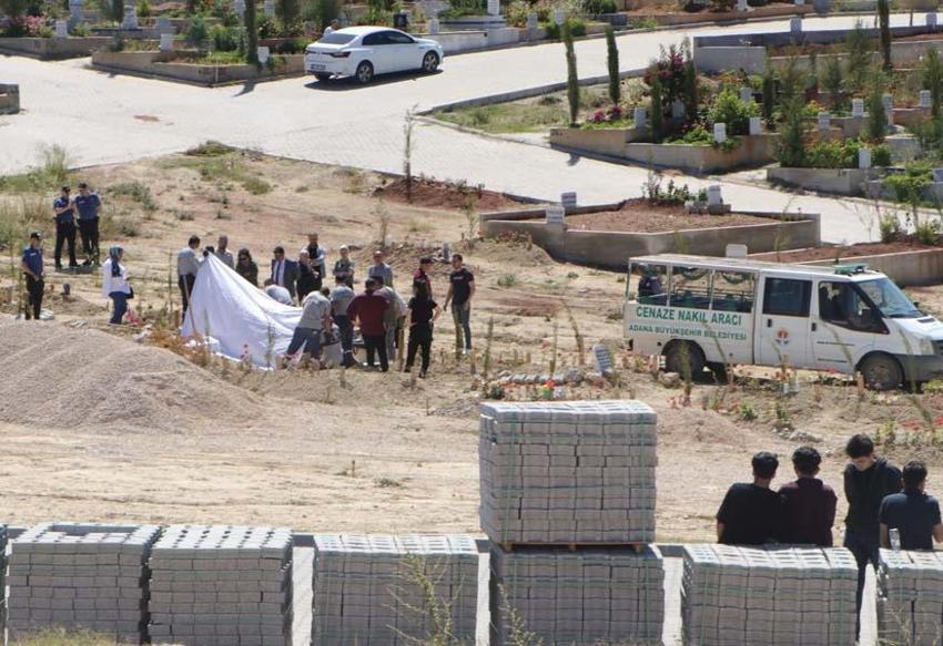 ABD'de ölü bulunan fenomen ile ilgili flaş gelişme! Mezardan çıkarıldı