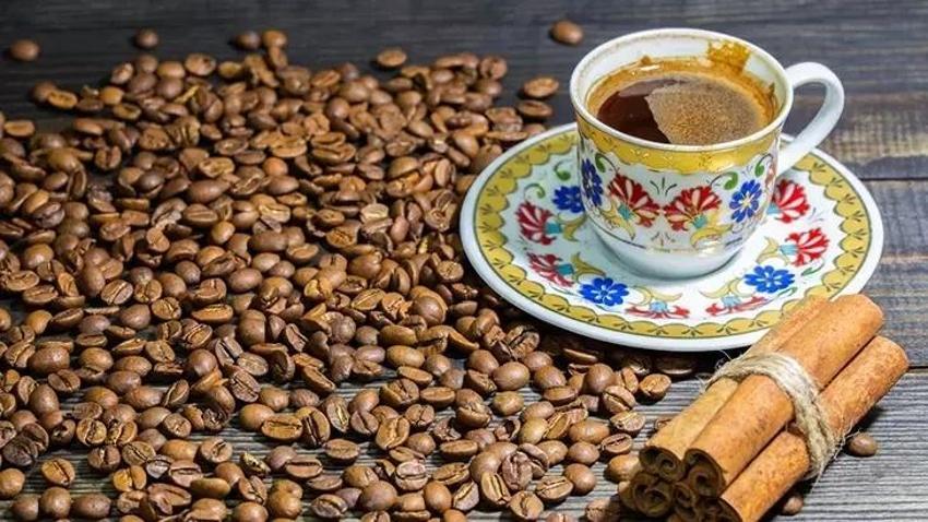 Türk kahvesinden 8 farkı var! Dibek kahvesindeki özel karışım vücutta neye iyi geliyor?