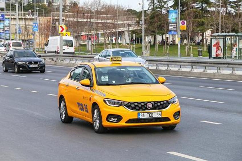 Taksi plakasında büyük kayıp! Para yatıranları pişman etti