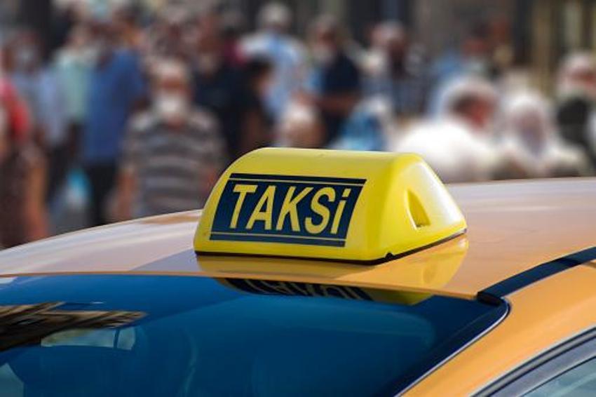 Taksi plakasında büyük kayıp! Para yatıranları pişman etti