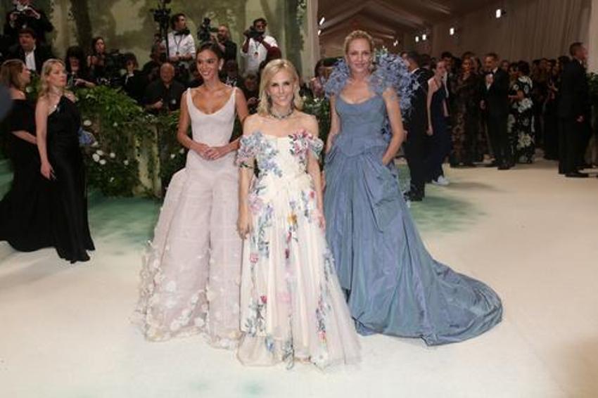 2024 Met Gala'dan renkli kareler! Yılın galasında şıklık yarışı