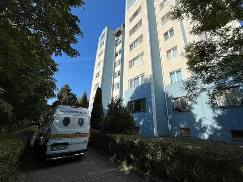 Emekli başçavuş apartmanın önünde pusu kurduğu komşusunu vurdu