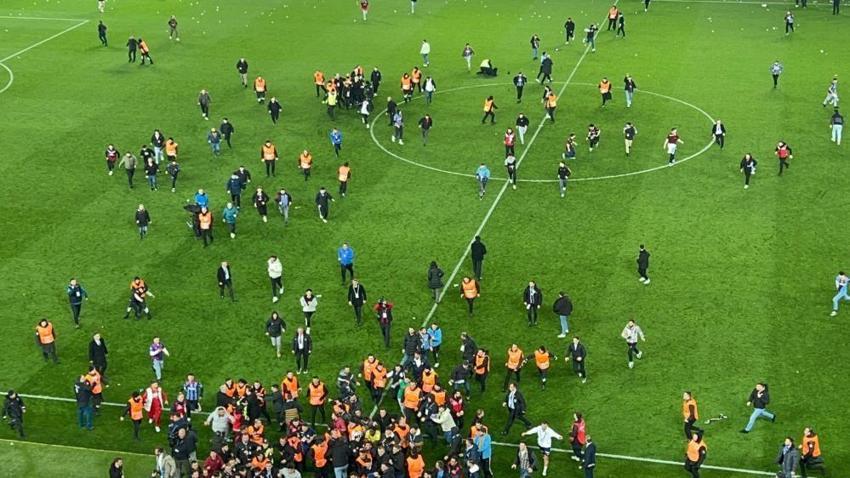 Taraftar deliye dönecek! Fenerbahçe'nin golcüsü dayak yediği takıma gidiyor