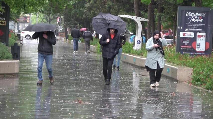 Sağanak yağış ve toz taşınımı uyarısı! Meteoroloji ve valilikten peş peşe uyarılar geldi