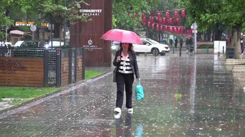 Sağanak yağış ve toz taşınımı uyarısı! Meteoroloji ve valilikten peş peşe uyarılar geldi