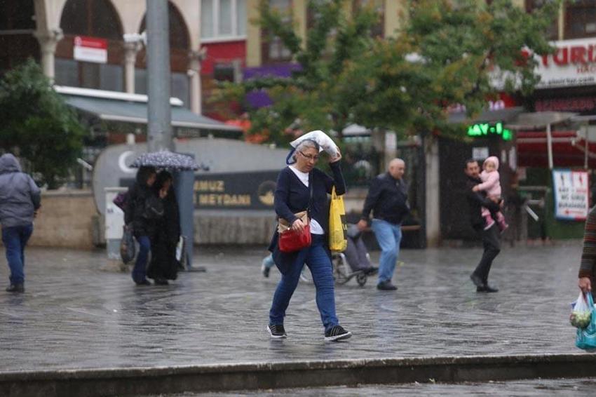 Sağanak ve fırtına uyarısı geldi! AKOM ve Meteoroloji açıkladı: Kuvvetli olacak