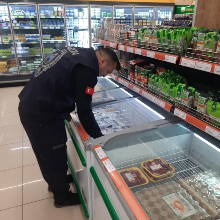 Fahiş fiyat ve stokçuluk yapanlar şimdi yandı! Kapatma cezası geliyor