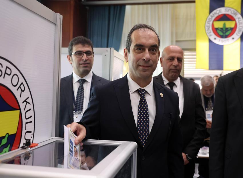 Aziz Yıldırım başkan oluyor! İlk talimatını verdi, Ali Koç defteri kapandı