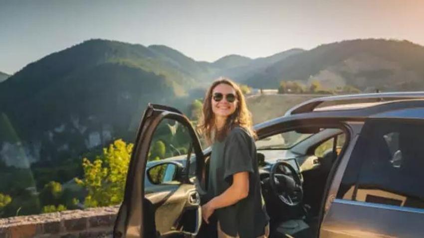 Yolculukta mide bulantısını anında kesiyor; Araba tutması için bu tüyoları araca binmeden uygulayın