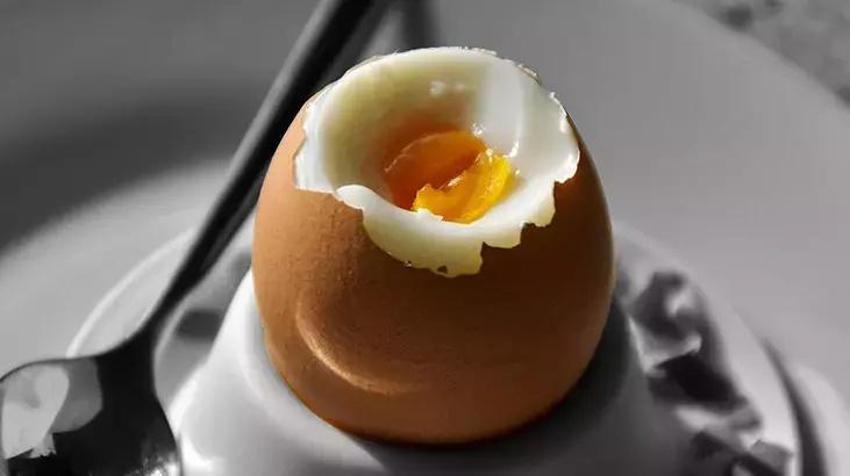 Yumurta, sarımsak ya da patates... Nasıl pişirilir? Herkes ayrı cevap veriyor, püf noktaları bilinmiyor!