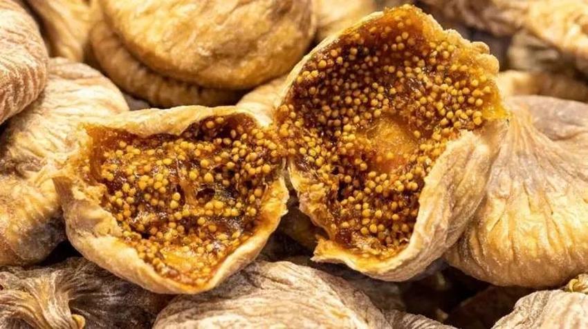 100 kaloriyi geçmiyor, 100 yaşını görmek isteyene şifa oluyor! Günde 5 tanesini süte katın