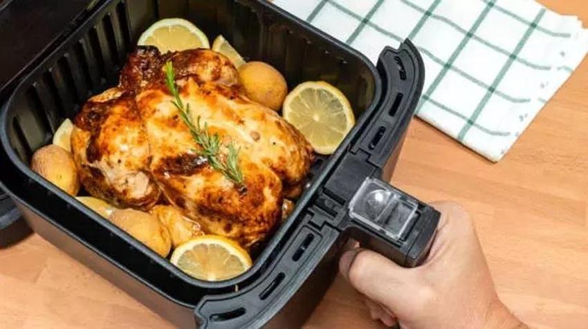 Airfryer'ı makineye attırmayan tüyo; Sadece 3 dilimi hazneye bırakın, kurumuş yağ bırakmasın