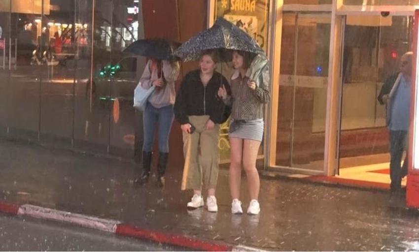 Kar ve sağanak geri geliyor! Meteoroloji yeni hava durumu haritasını yayımladı! İstanbul, Ankara ve İzmir'i vuracak