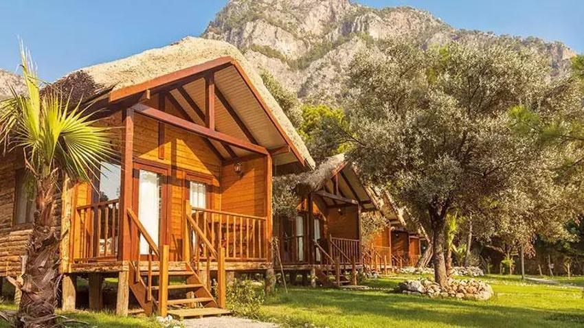 Rize'deki bungalovlar için düğmeye basıldı! Dere yatağına kaçak yapılanlar var