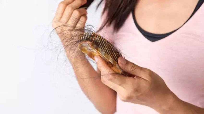 Saçlarınızı yanlış yıkıyor olabilirsiniz? Uzmanı saç tipine göre haftalık çizelge verdi