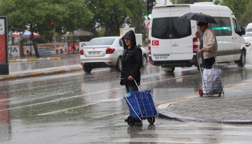 Meteoroloji'den 13 şehir için gök gürültülü sağanak yağış uyarısı geldi!