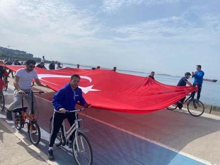 Milli mücadele ruhu 105 yılında: 19 Mayıs Atatürk'ü Anma, Gençlik ve Spor Bayramı kutlanıyor...