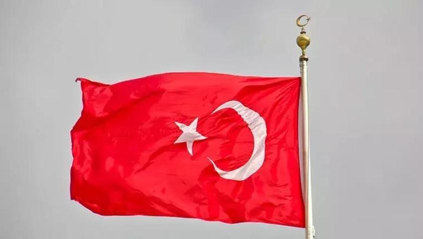 Milli Yas'ta bayraklar neden yarıya indirilir? Milli Yas nedir, kaç gün sürer?