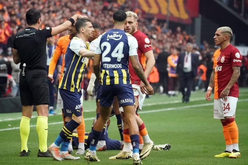 Mert Hakan'la uğraşmaktan maça odaklanamadılar! Resmen çıldırdı: Ali Koç sahaya girdiğinde neredeydiniz?