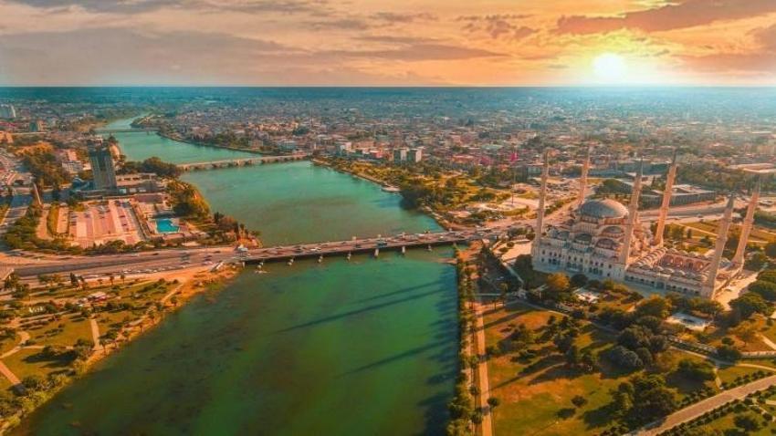 Japon yönetmen Adana'yı dünyaya tanıtacaktı! İşte akıllarda kalan o rüya proje