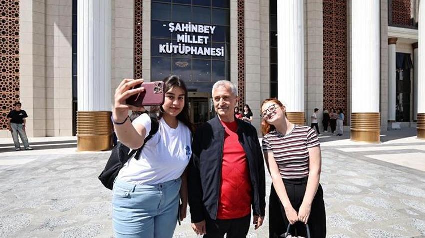 Şahinbey Belediyesi Millet Kütüphanesi’ne yoğun ilgi