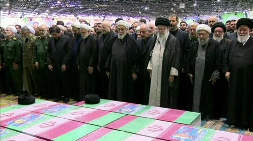 Reisi için Tahran'da cenaze töreni! Dikkat çeken detaylar ortaya çıktı