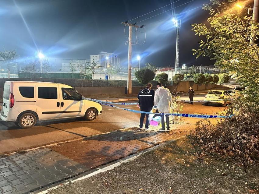 Tuvalette doğum yapan genç kadın bebeği çöpe attı! Savunması kan dondurdu
