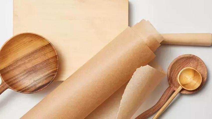 Pişirme kağıdının sağlıklısı bu detayda saklı; alırken kimse dikkat etmiyor! Hormon dengesini altüst ediyor