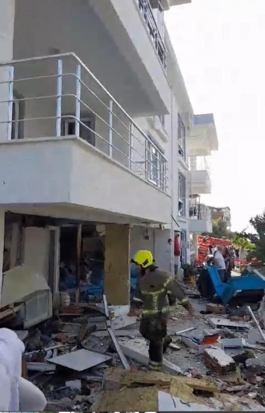 Ev sahibine kızan kiracı doğal gaz borularını kesip, evi patlattı
