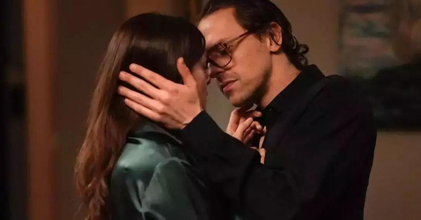 Sandık Kokusu Atilla (Metin Akdülger) neden ayrıldı? Sandık Kokusu Atilla yerine kim gelecek, Metin Akdülger (Atilla) neden diziden ayrılıyor?