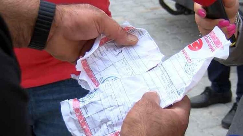 Adana'da müteahhit sattığı evin kapısına duvar ördü: Ev sahiplerine saldırdı