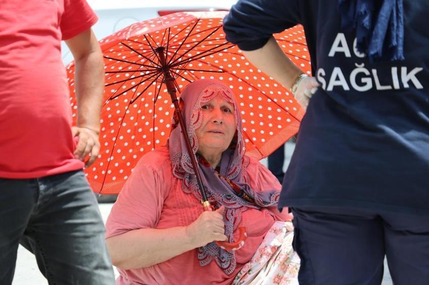 Adana'da korkutan yangın: Mobilyacıda başladı, müstakil eve sıçradı