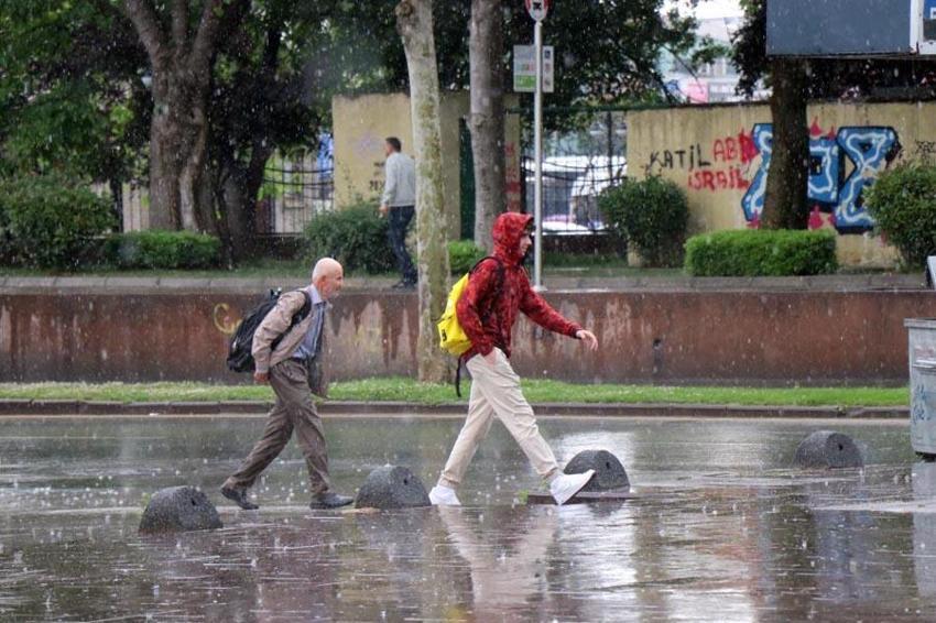 Meteoroloji son dakika uyarısında bulundu! Gök gürültülü sağanak yağışlar etkili olacak...