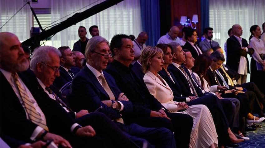 Ali Koç 'Aziz Yıldırım'ın amacı intikam almak' deyip Erden Timur'a teşekkür etti