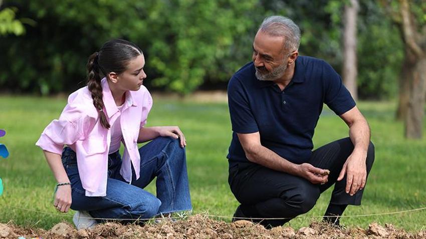 “Azem Yücedağ” deşifre oldu! Gerçekleri öğrenen Piraye ne yapacak?