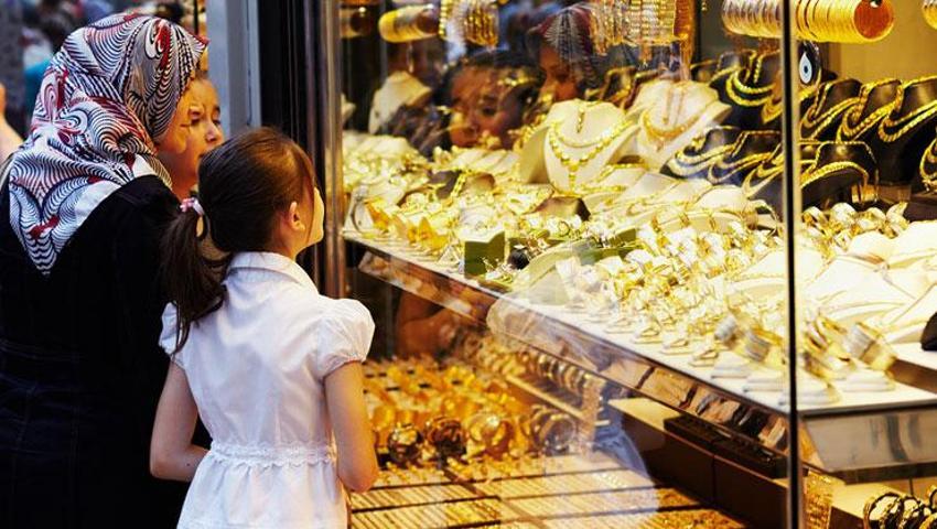Altın fiyatları için uzman isimden kritik rakam ve tarih geldi