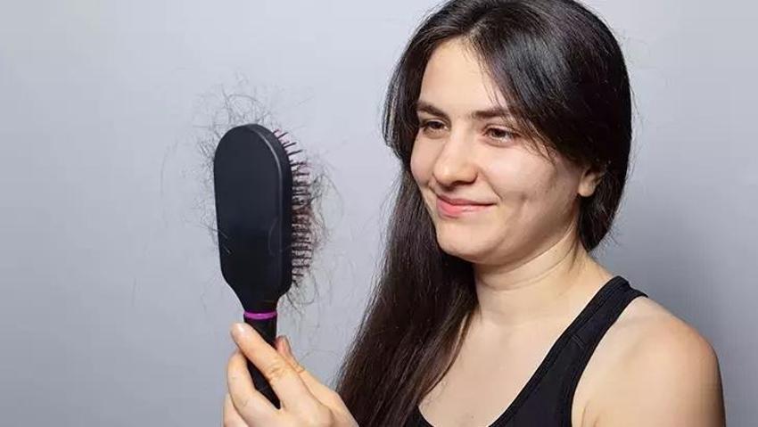 Katalaz beyazlamayı, soğan dökülmeyi engelliyor! Saç sorunlarında yeni çözümmüş, dökülme komple bitiyor