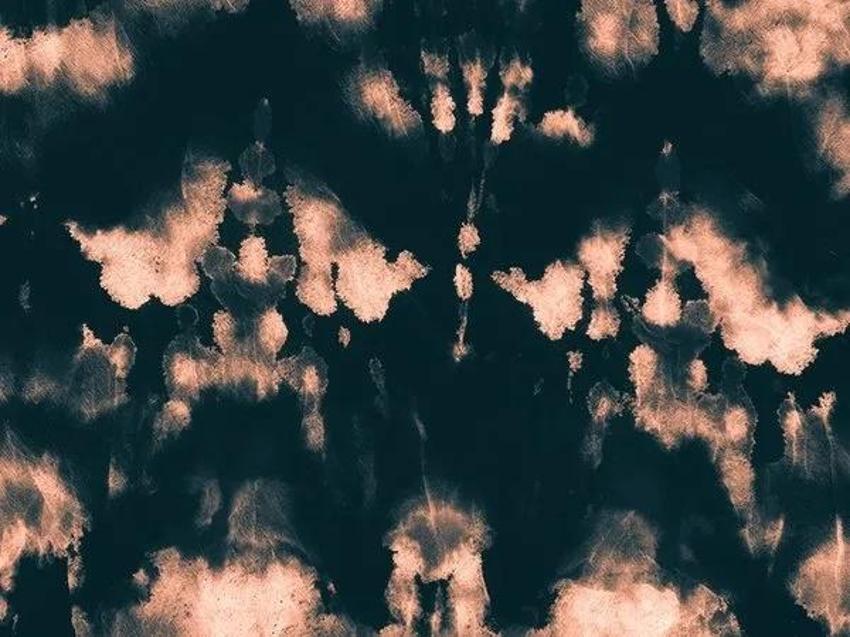 Tek seferde çamaşır suyu lekesini kıyafetten alan tüyo; En sevilen giysiler çöpe atılmıyor! Bir gün güneşte bekletin...