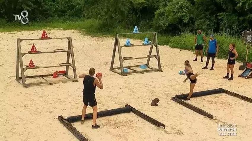 Survivor'da Nefise çığlıklar içinde yerde kaldı! İlk eleme adayı belli oldu