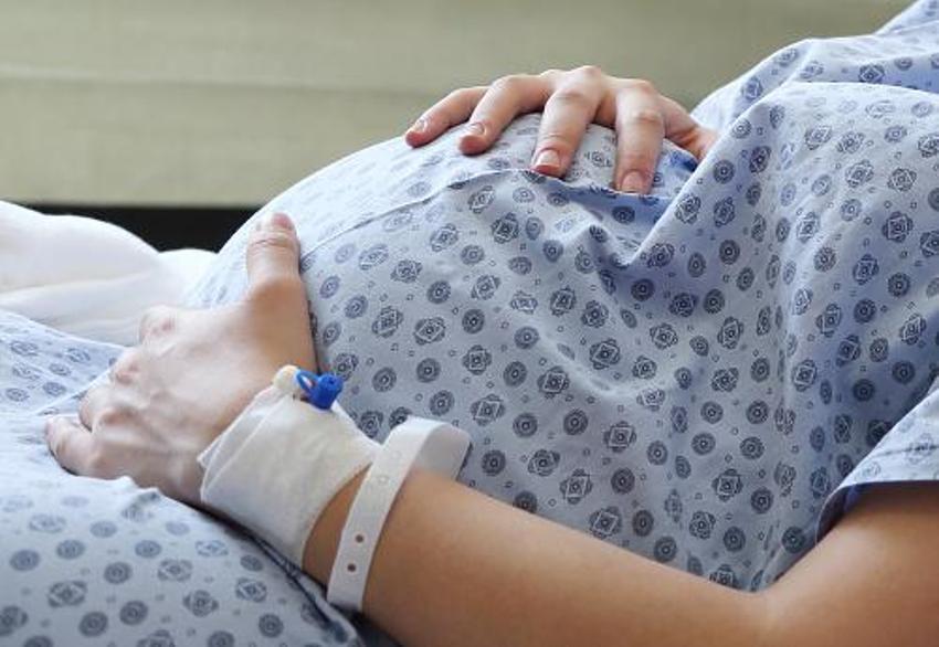 30 bin TL'ye 'doktorculuk' oyunu! Uzmanlar uyarıyor: Doğum koçları anne ve bebeğin sağlığını tehdit ediyor
